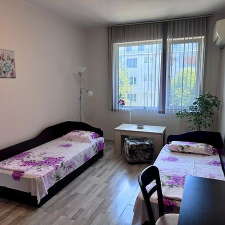 Apartment Andrea Varna Extérieur photo